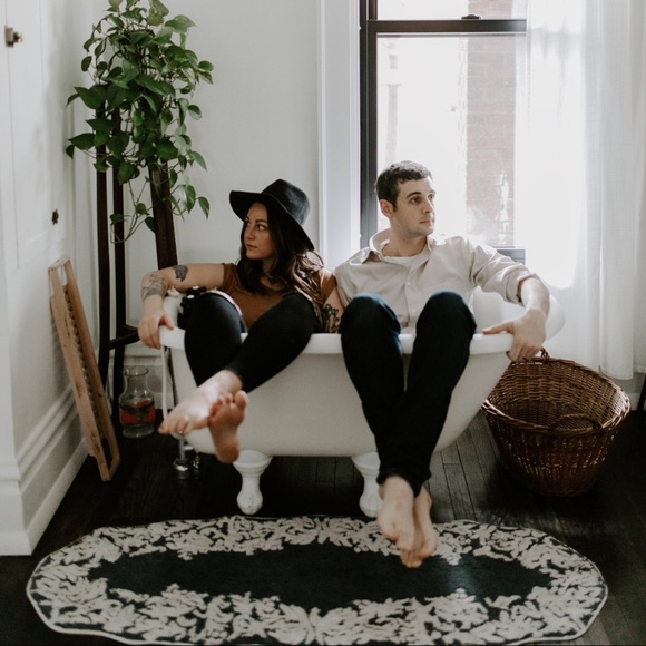 Meet your Posher, Rachael - Picture 2 of 2